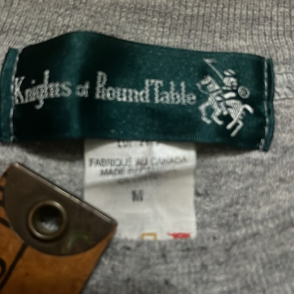 2 for $20 Vintage mens grey pullover sweater in size medium - Picture 1 of 2